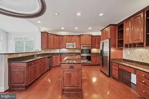 27030 Post Time Ct, Chantilly, VA 20152 photo 12