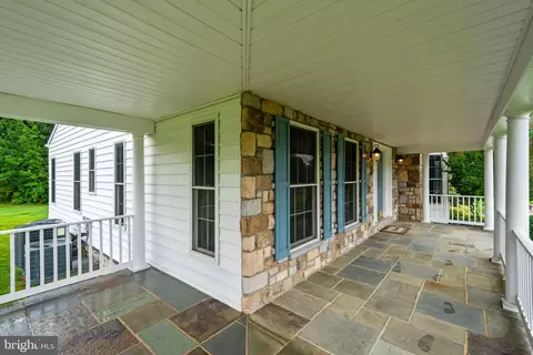 27030 Post Time Ct, Chantilly, VA 20152 photo 7