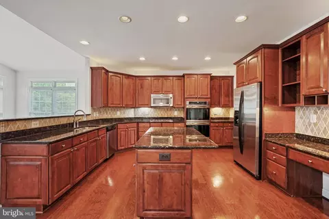 27030 Post Time Ct, Chantilly, VA 20152 photo 13