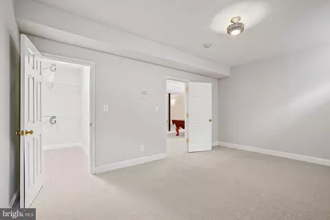 27030 Post Time Ct, Chantilly, VA 20152 photo 35