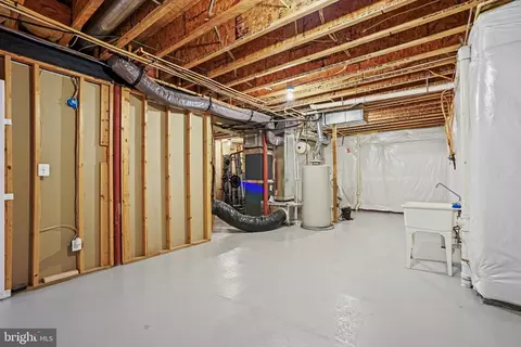 27030 Post Time Ct, Chantilly, VA 20152 photo 68