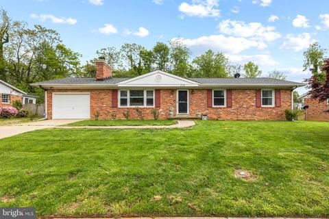 210 E Loudoun Valley Dr, Purcellville, VA 20132