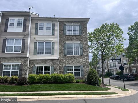 21756 Dragons Green Sq, Ashburn, VA 20147