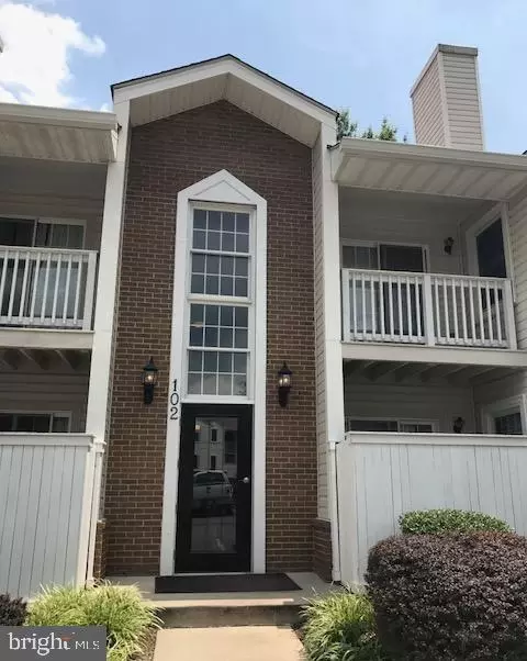 102 Westwick Ct #8, Sterling, VA 20165