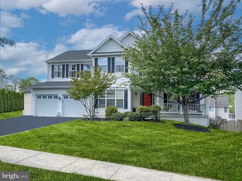 305 E Chincoteague Ct, Purcellville, VA 20132