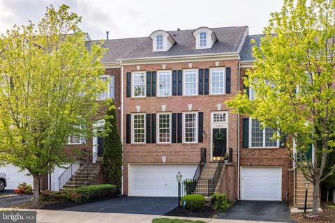 43656 Lees Mill Sq, Leesburg, VA 20176