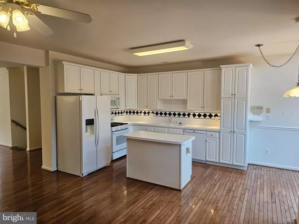  43772 Clemens Ter, Ashburn, VA 20147 photo 9