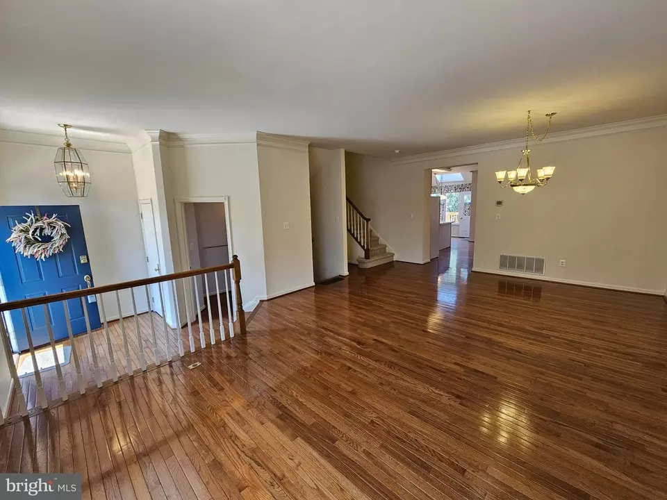  43772 Clemens Ter, Ashburn, VA 20147 photo 3