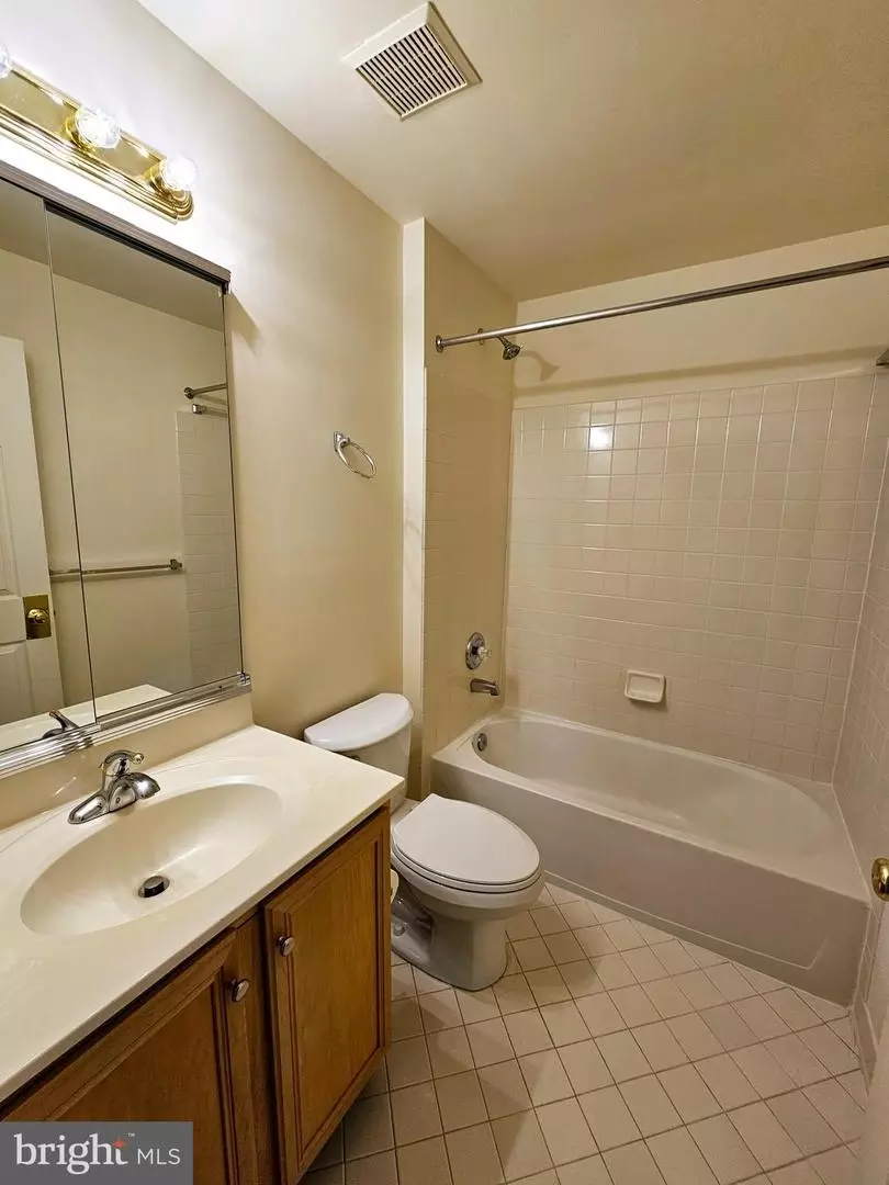  43772 Clemens Ter, Ashburn, VA 20147 photo 17