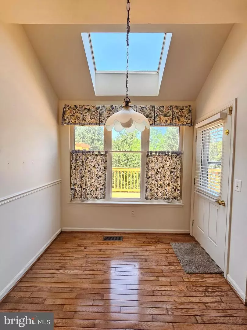  43772 Clemens Ter, Ashburn, VA 20147 photo 14