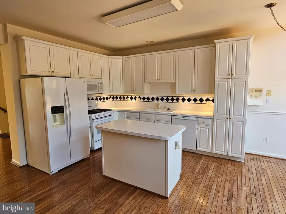  43772 Clemens Ter, Ashburn, VA 20147 photo 11