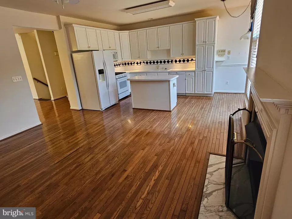  43772 Clemens Ter, Ashburn, VA 20147 photo 12