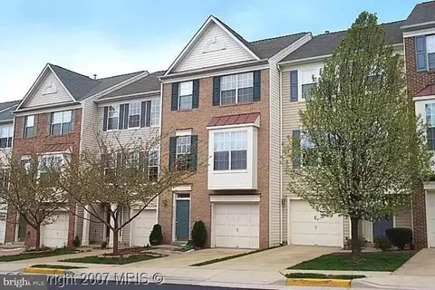 45525 Grand Central Sq, Sterling, VA 20166