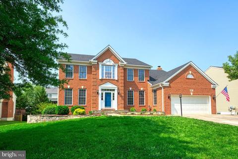 890 Rhonda Pl SE, Leesburg, VA 20175