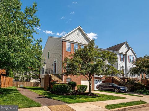 20838 Butterwood Falls Ter, Sterling, VA 20165