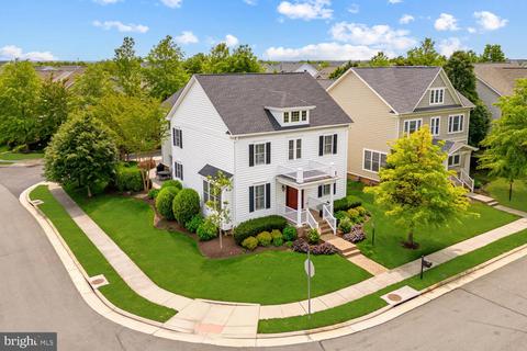 23004 White Ibis Dr, Brambleton, VA 20148