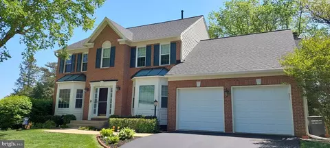 21290 Landau Ct, Sterling, VA 20164