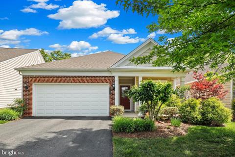 44268 Panther Ridge Dr, Ashburn, VA 20147