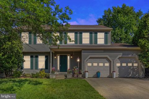 502 Cindy Ct, Sterling, VA 20164