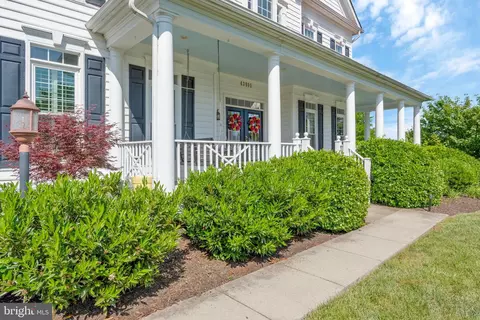 43801 Paramount Pl, Chantilly, VA 20152 photo 11