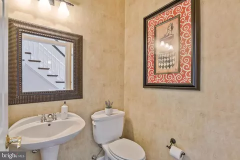 43801 Paramount Pl, Chantilly, VA 20152 photo 24