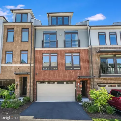 1706 Gray Shale Ter SE, Leesburg, VA 20175