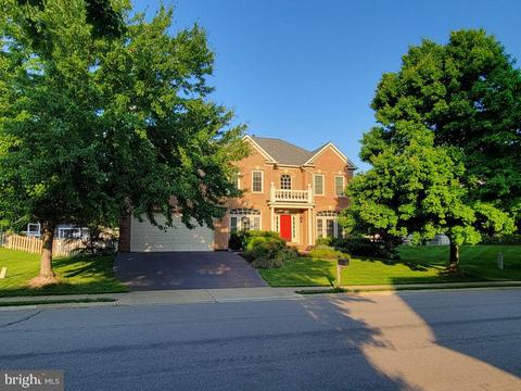 21448 Glebe View Dr, Broadlands, VA 20148