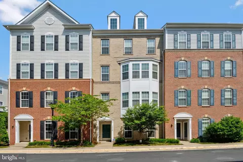 22348 Concord Station Ter, Ashburn, VA 20148
