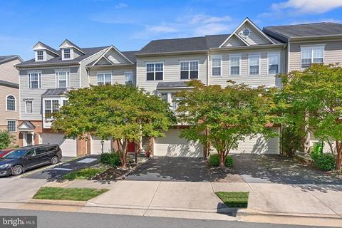 19098 Pileated Ter, Leesburg, VA 20176