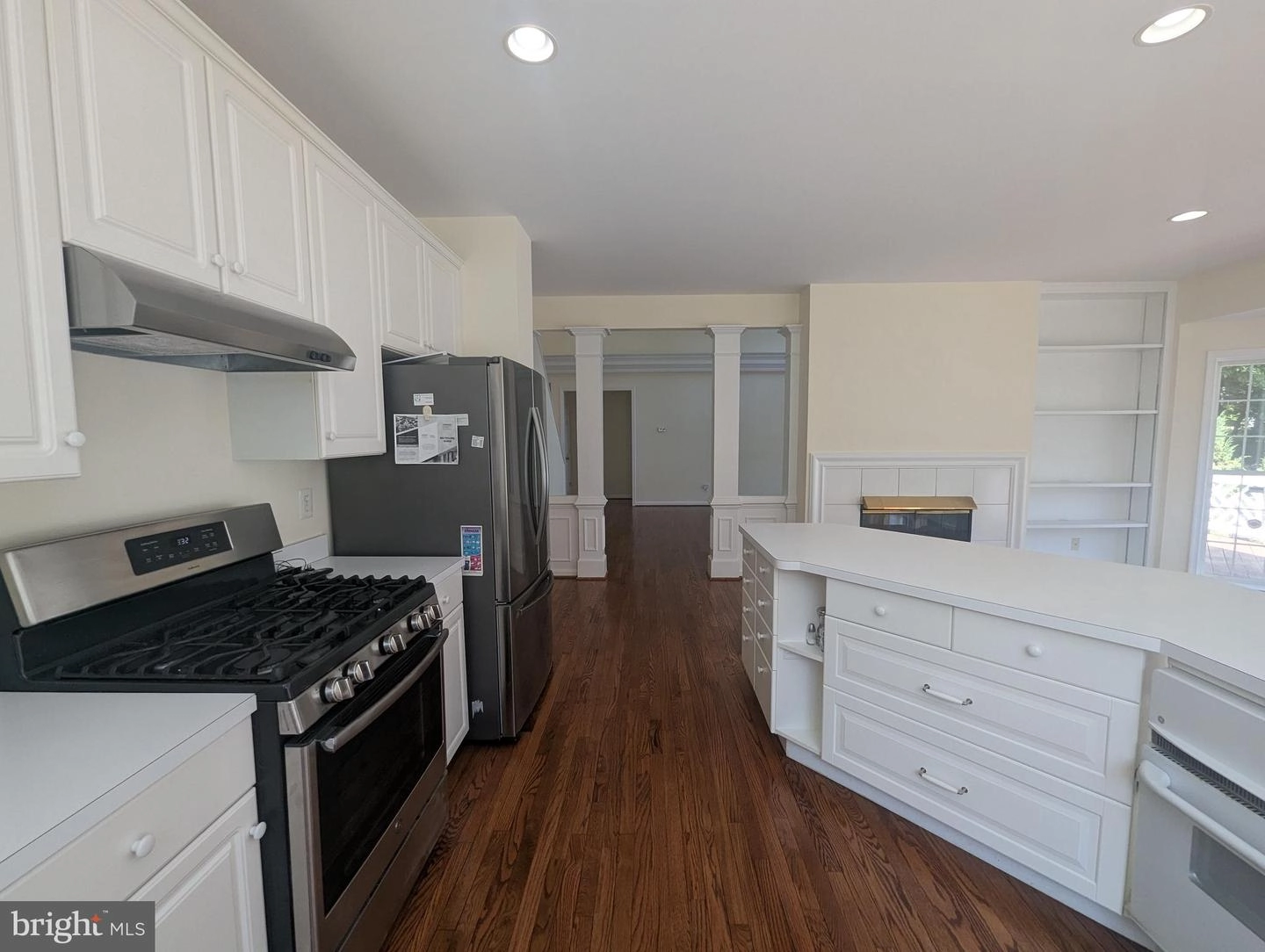 47588 Compton, Sterling, VA 20165 photo 4