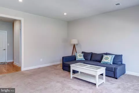 22170 Maple Tree Ter, Ashburn, VA 20148 photo 28