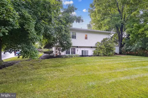 1 Wrightwood Pl, Sterling, VA 20164 photo 4
