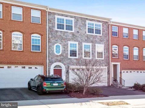 20892 Houseman Ter, Ashburn, VA 20148