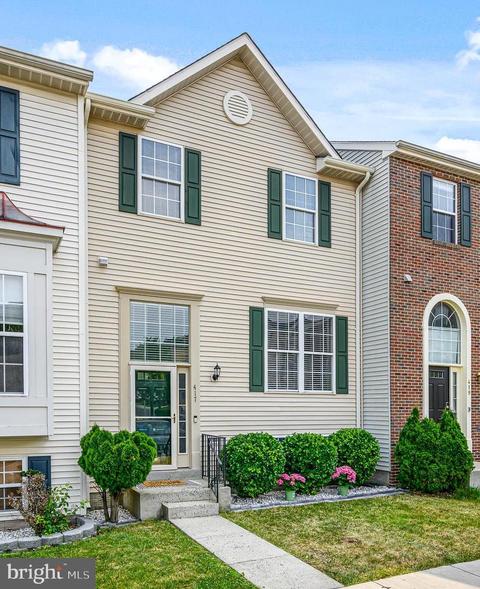 417 Sparkleberry Ter NE, Leesburg, VA 20176