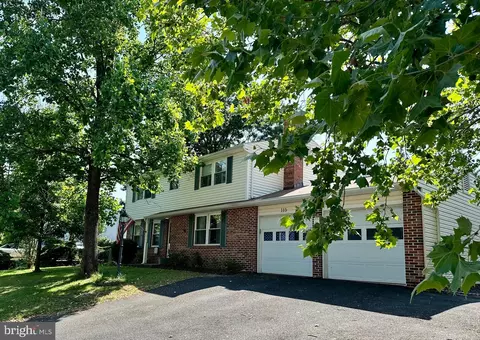 115 N Johnson Rd, Sterling, VA 20164