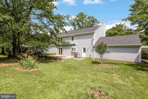 115 Peyton Rd, Sterling, VA 20165 photo 28