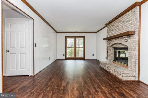 115 Peyton Rd, Sterling, VA 20165 photo 12