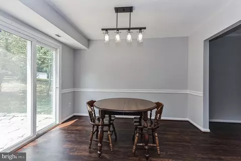 115 Peyton Rd, Sterling, VA 20165 photo 10