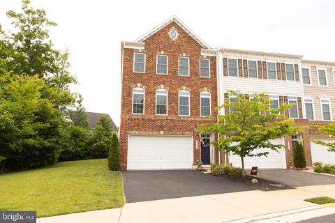 26095 Huntwick Glen Sq, Aldie, VA 20105
