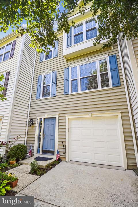 43514 Greenwich Sq, Ashburn, VA 20147