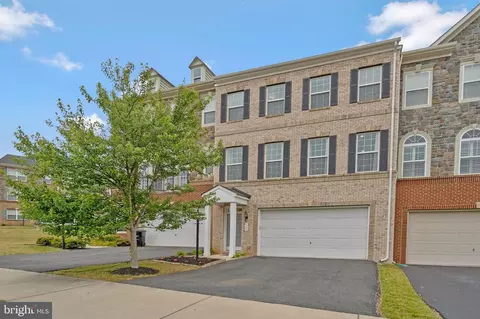 1722 Moultrie Ter NE, Leesburg, VA 20176