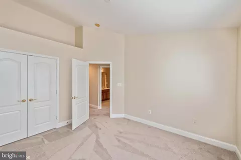 25840 Commons Sq, Chantilly, VA 20152 photo 22