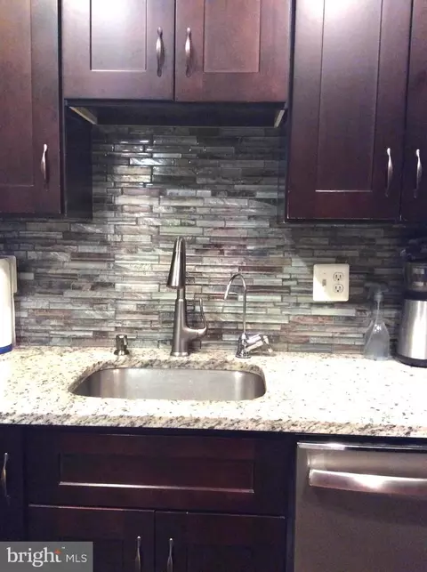 123 Willow Pl, Sterling, VA 20164 photo 15
