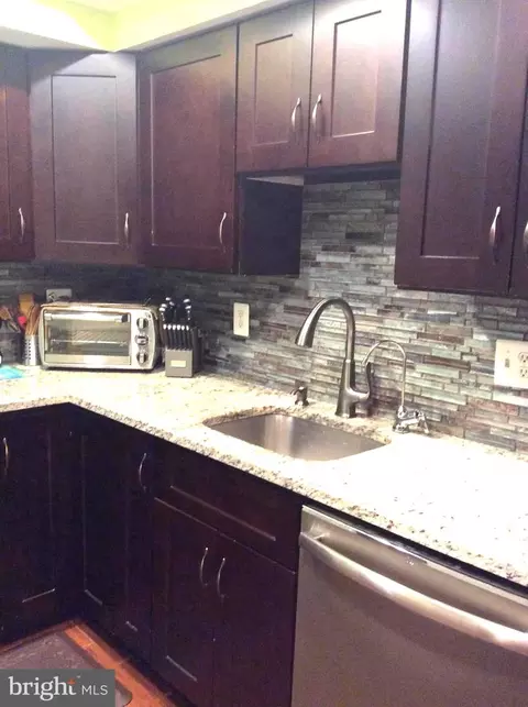123 Willow Pl, Sterling, VA 20164 photo 14