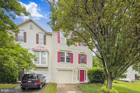 43176 Gatwick Sq, Ashburn, VA 20147