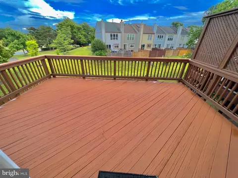 20970 Strawrick Ter, Ashburn, VA 20147 photo 3