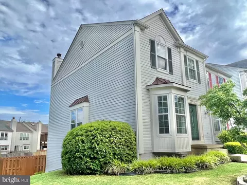 20970 Strawrick Ter, Ashburn, VA 20147 photo 2