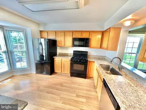 20970 Strawrick Ter, Ashburn, VA 20147 photo 6