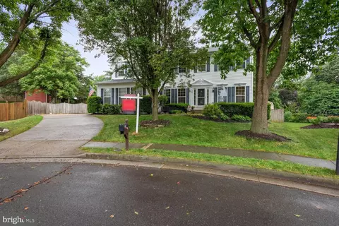309 Hanberry Ct NE, Leesburg, VA 20176