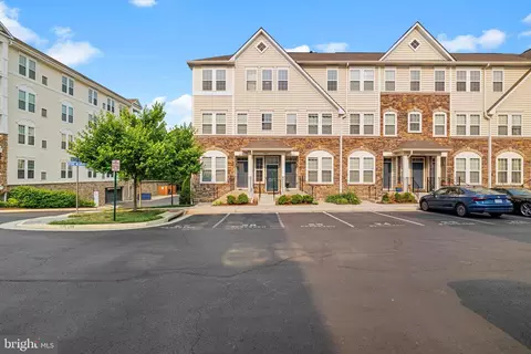 24671 Byrne Meadow Sq, Aldie, VA 20105